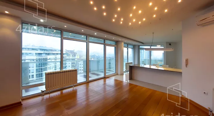 Petosoban stan | 4zida