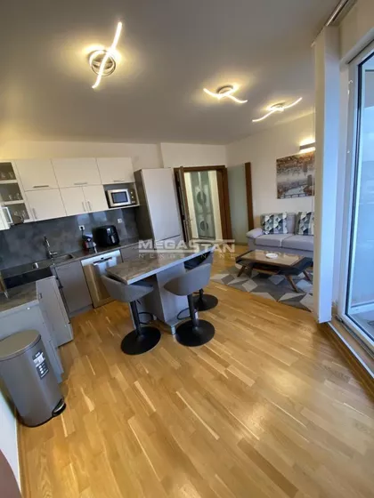 Kolarčeva | 4zida.rs