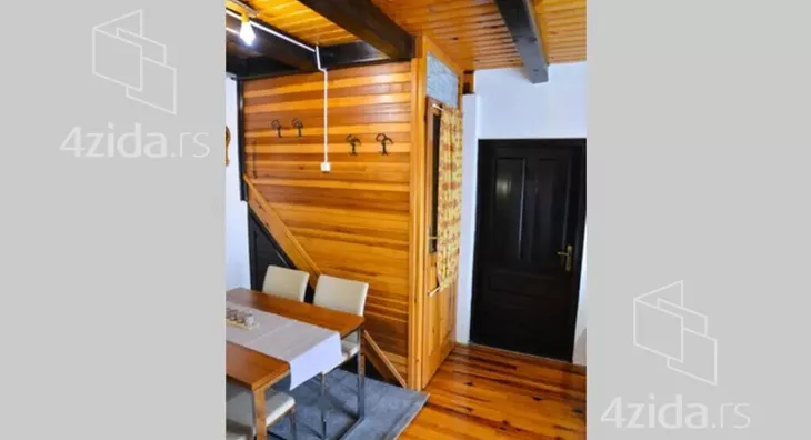 4-etažna kuća | 4zida