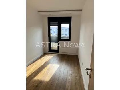 Crveni Krst Vračar | 4zida.rs