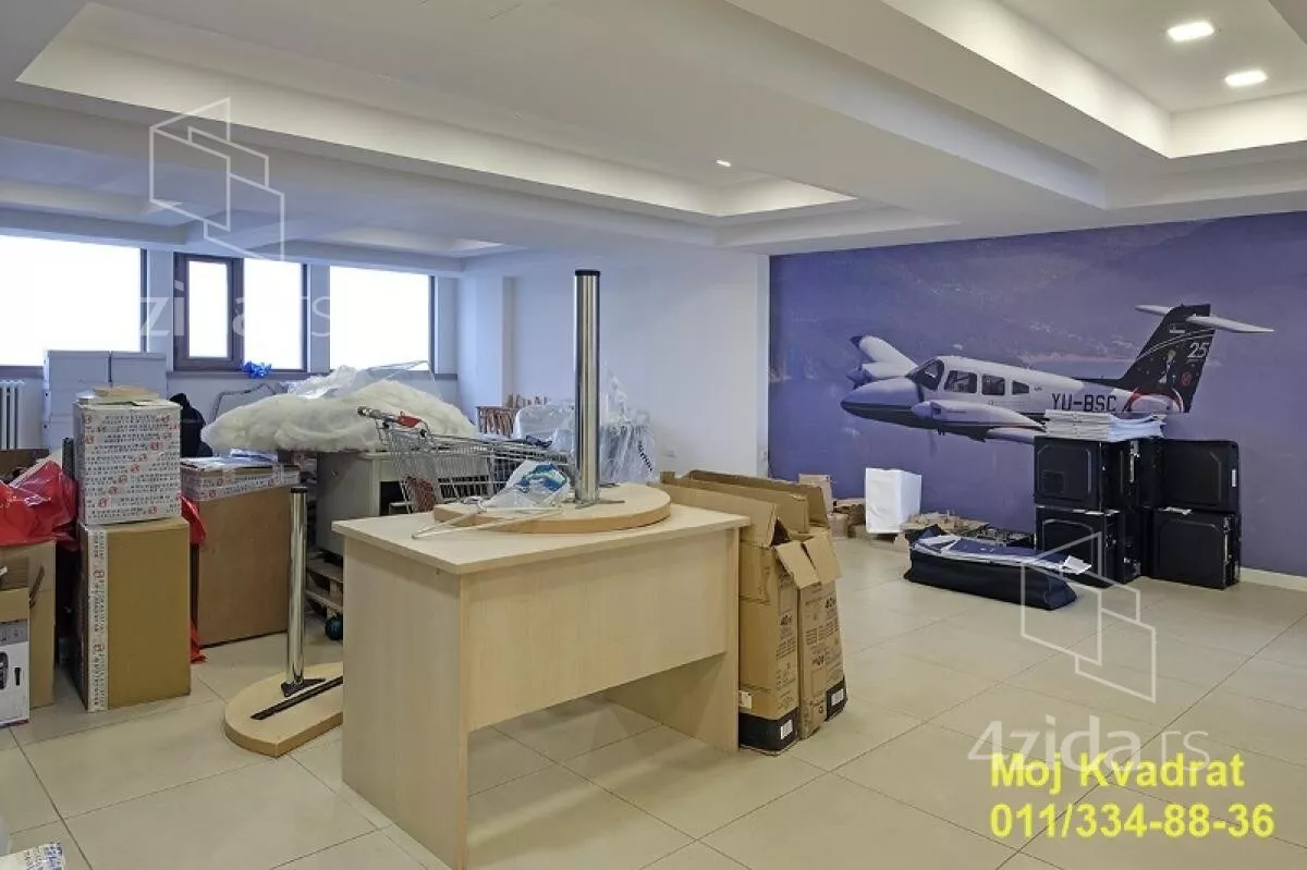 Poslovni prostor | 4zida