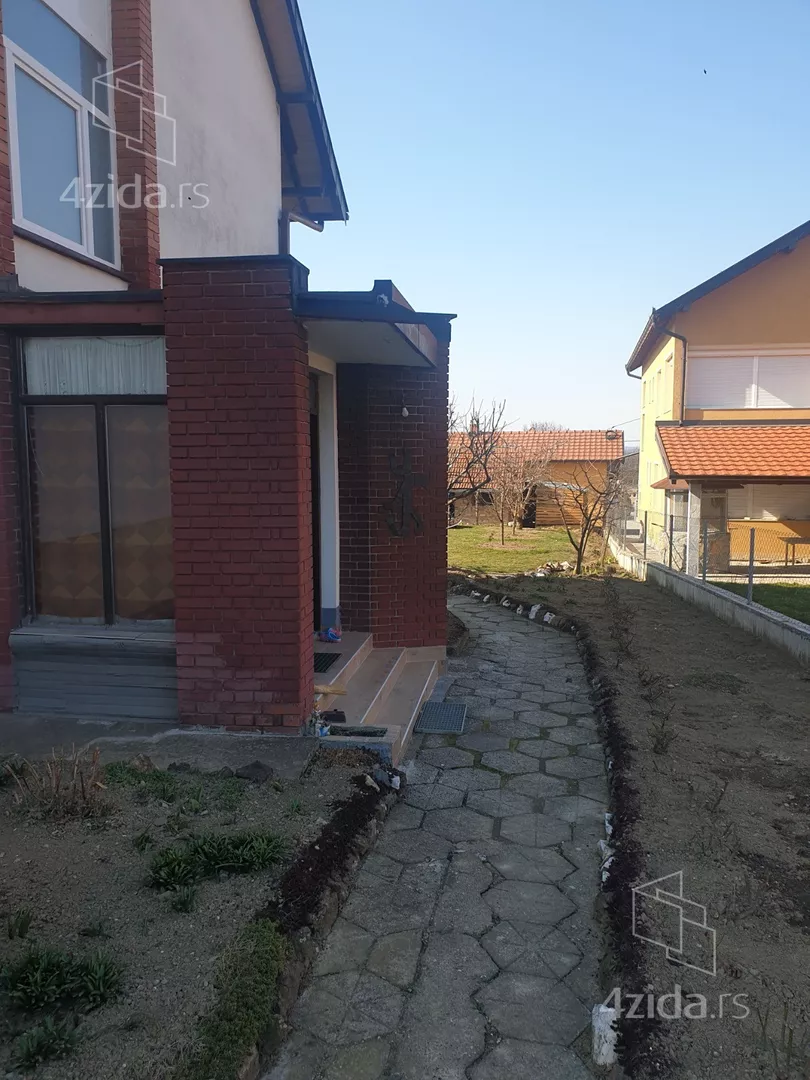 3-etažna kuća | 4zida
