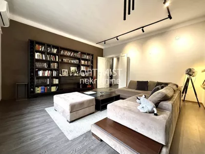 Miše Vujića | 4zida.rs