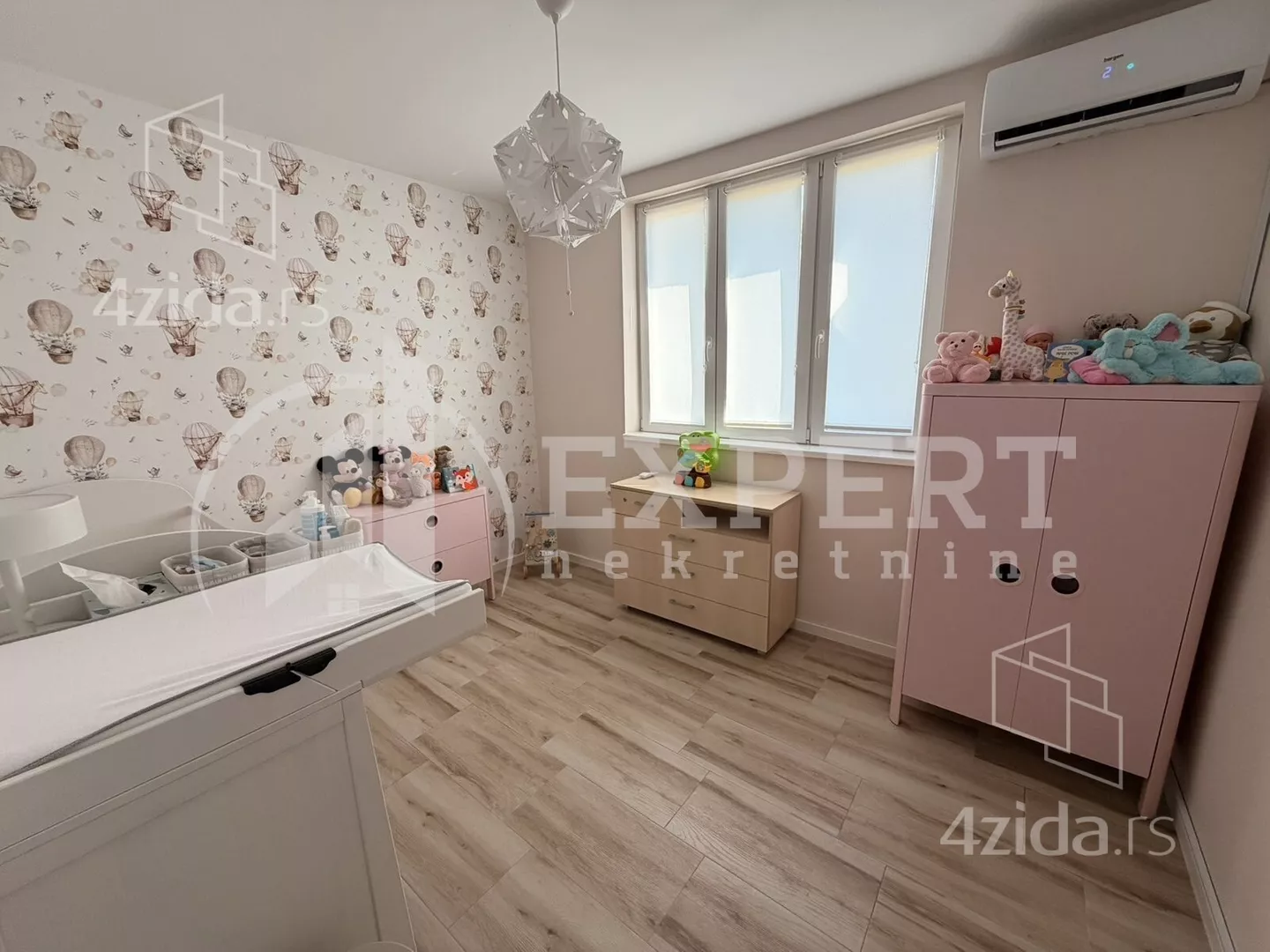 Troiposoban stan | 4zida