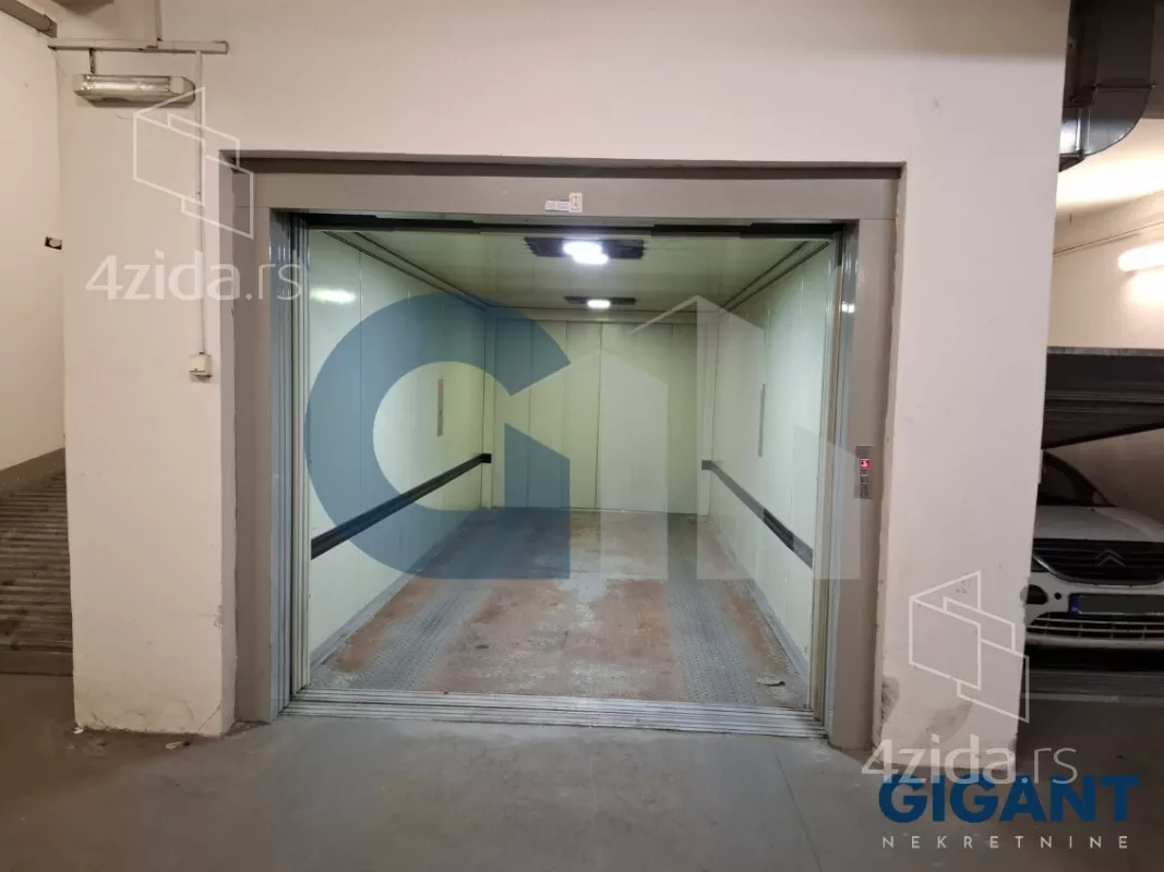 Garaža/Parking | 4zida