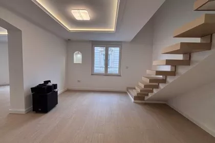 Karađorđeva | 4zida.rs