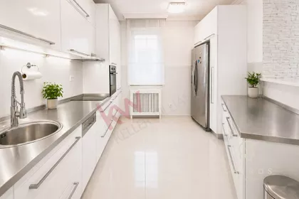 Čuburska | 4zida.rs