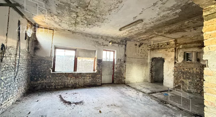 Poslovna zgrada | 4zida