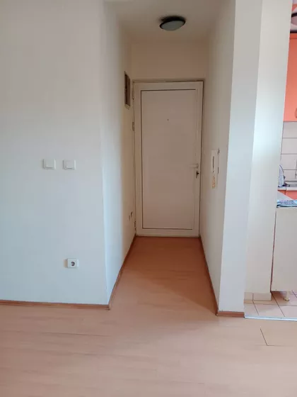 Karađorđeva | 4zida.rs