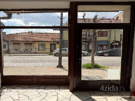 Lokal | 4zida