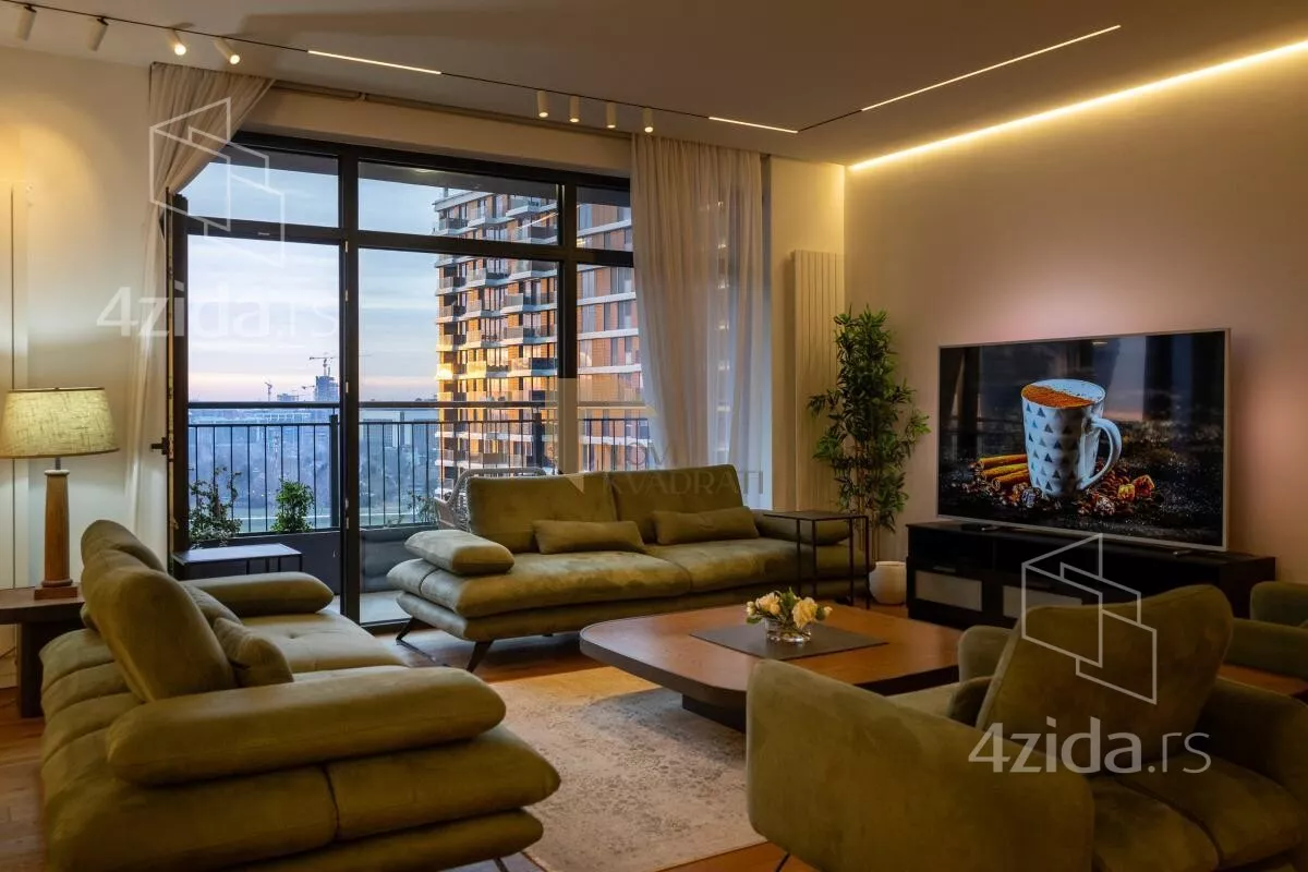 Četvorosoban stan | 4zida