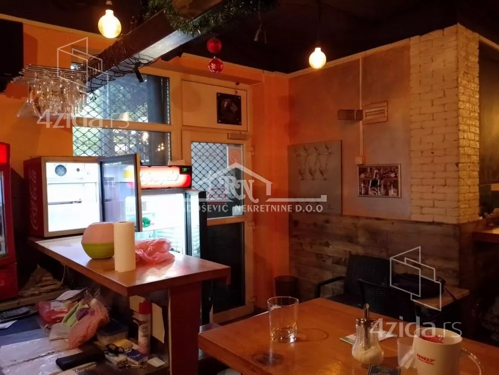 Lokal | 4zida