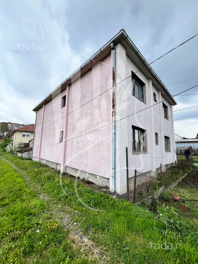 2-etažna kuća | 4zida