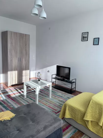 Nova Železnička Kolonija | 4zida.rs