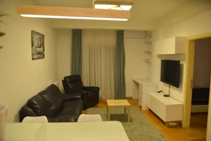 Đeram pijaca | 4zida.rs