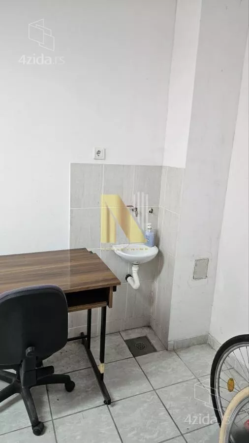 Garaža | 4zida