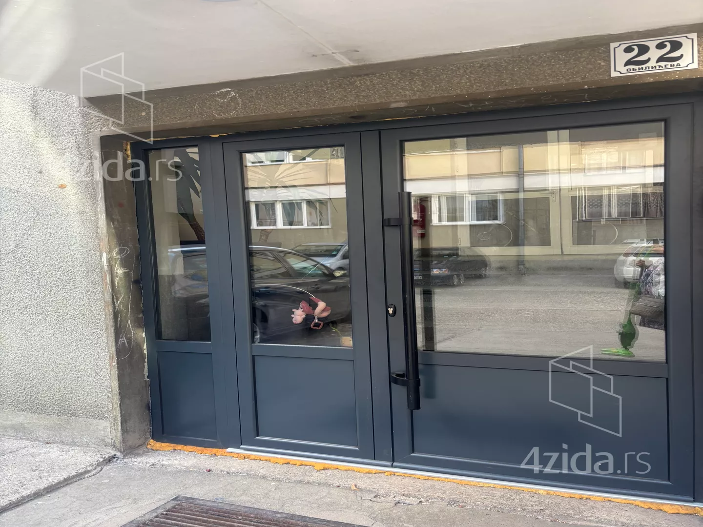 Dvoiposoban stan | 4zida