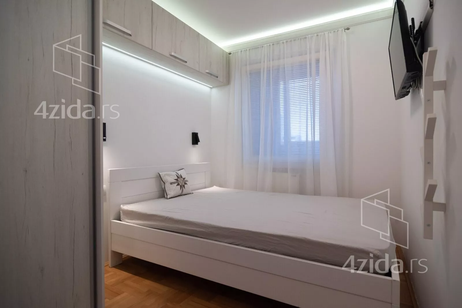 Сдается полуторакомнатная квартира, Центр, 420€, 40m² — фото