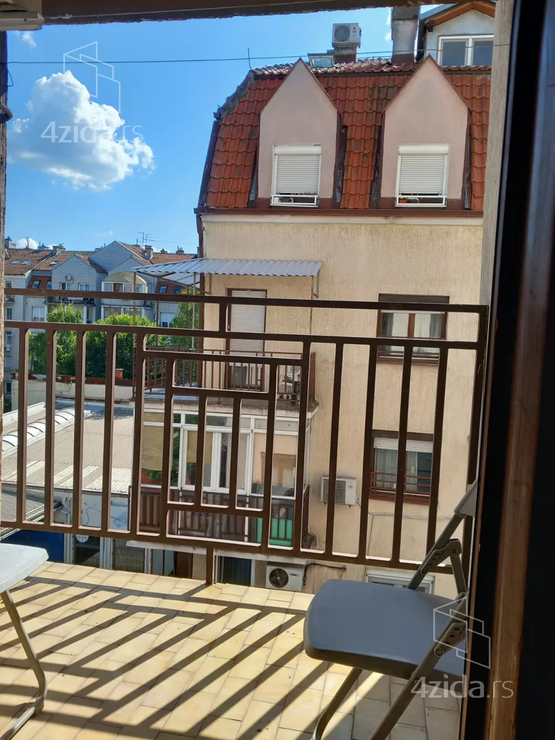 Garsonjera | 4zida