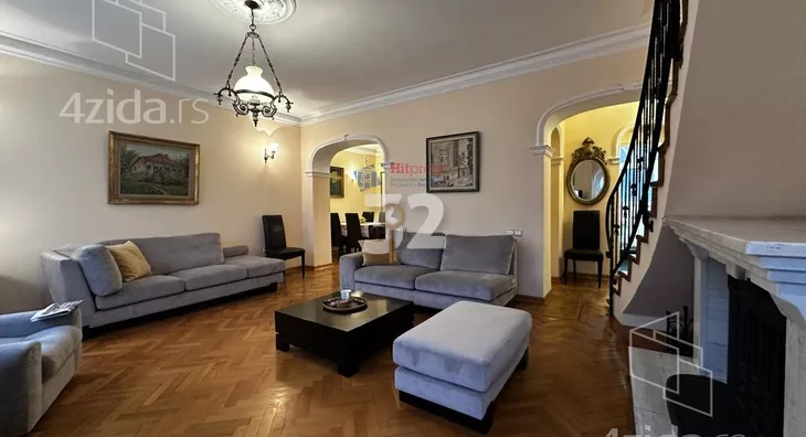 Četvoroiposoban stan | 4zida