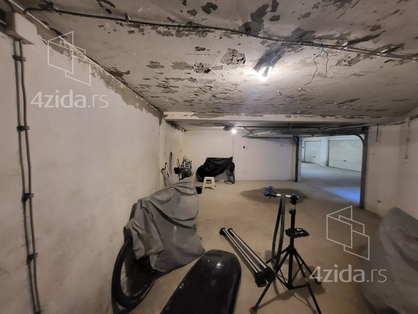 Garaža | 4zida
