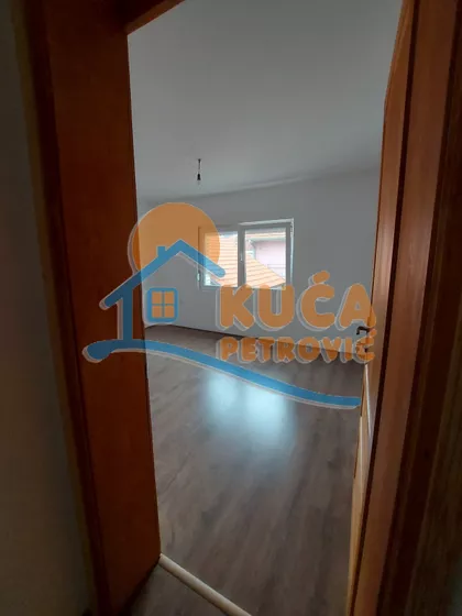 Brzi Brod | 4zida.rs