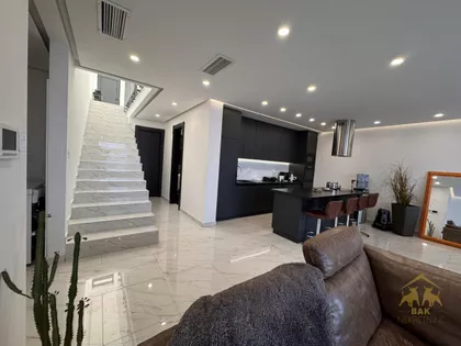 Sremska Kamenica | 4zida.rs