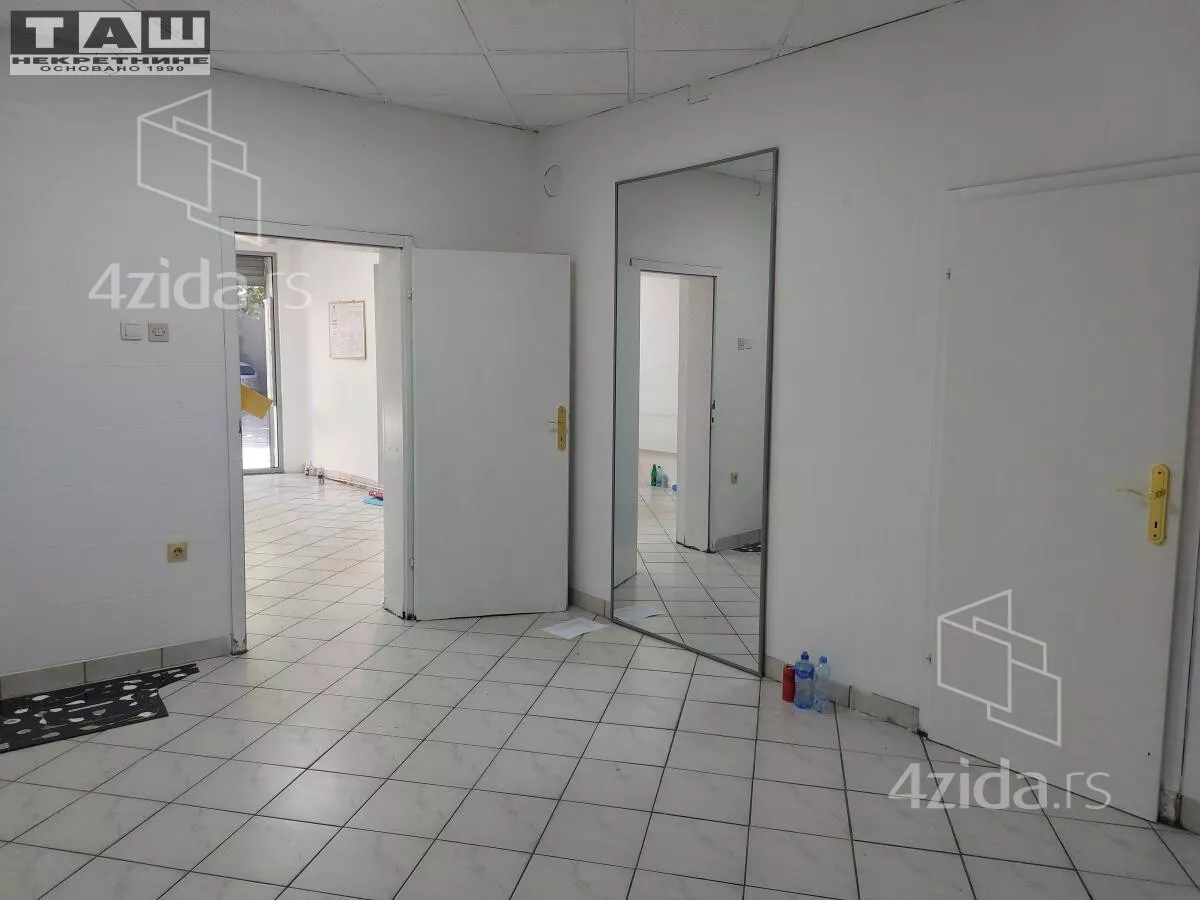 Lokal | 4zida