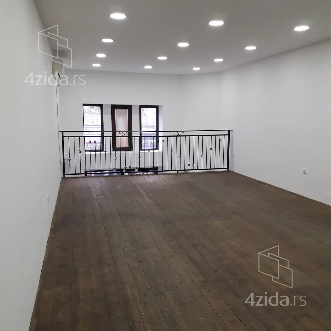 Poslovni prostor | 4zida