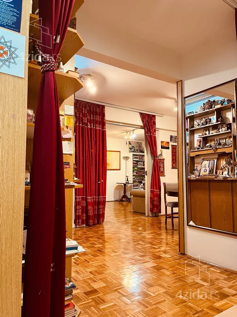 Troiposoban stan | 4zida