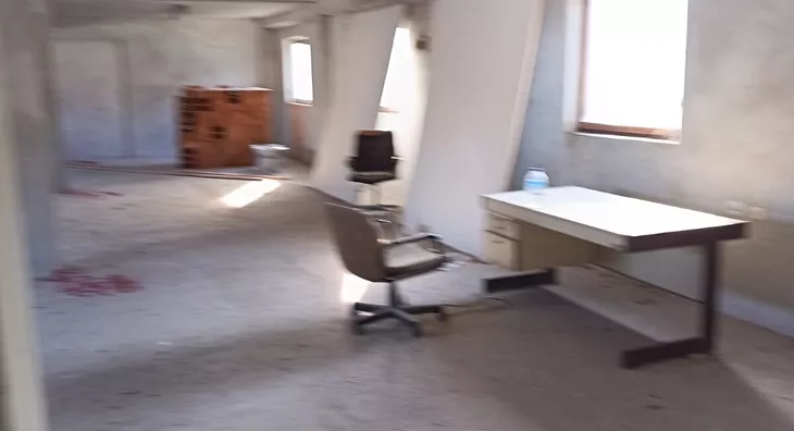 Poslovna zgrada | 4zida