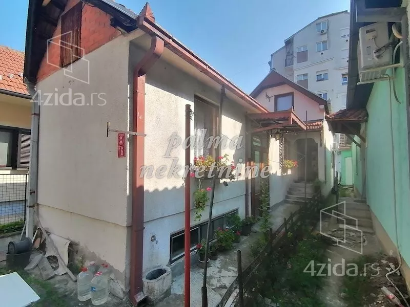 Kuća | 4zida