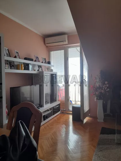 Milovana Jovanovića | 4zida.rs