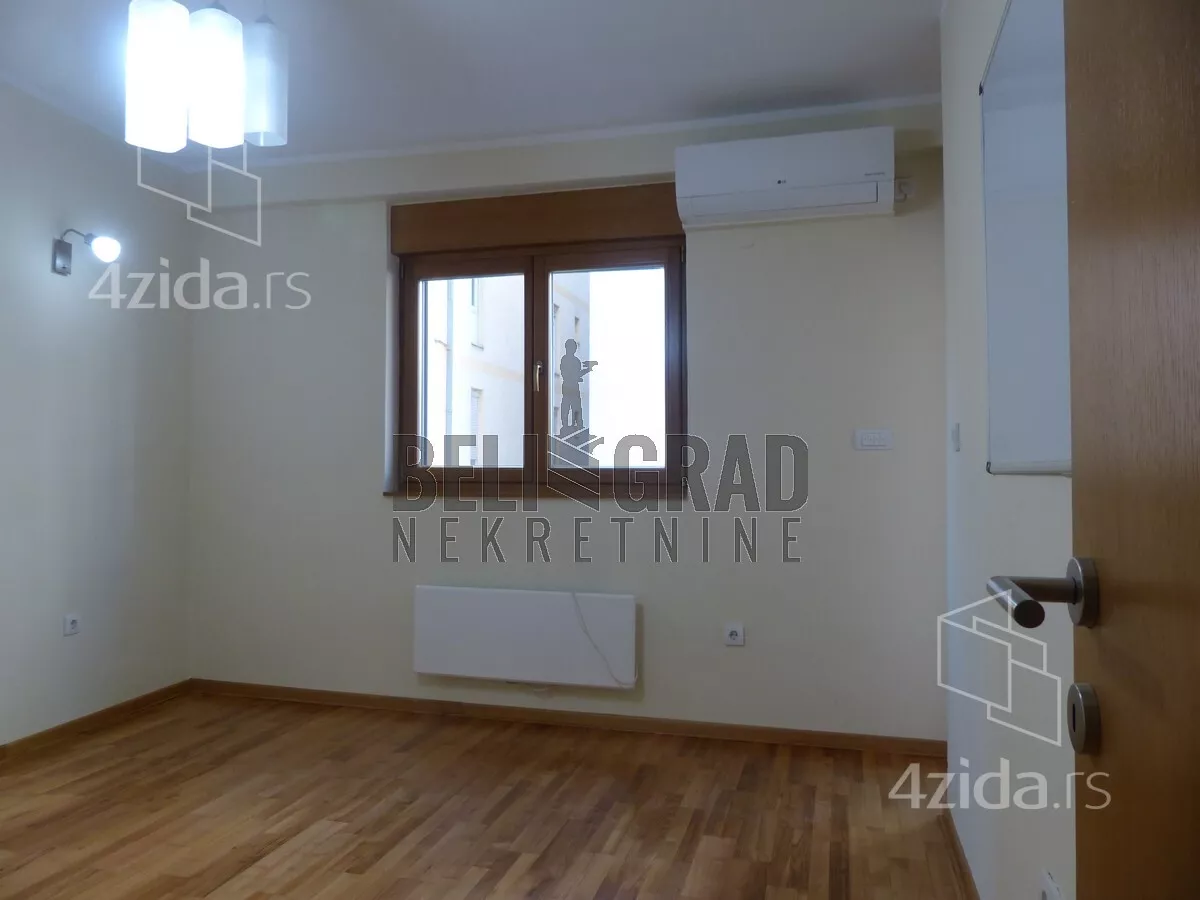 Kancelarija | 4zida