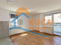 Železnička Stanica, Palilula, Gradske lokacije, Niš | 4zida.rs