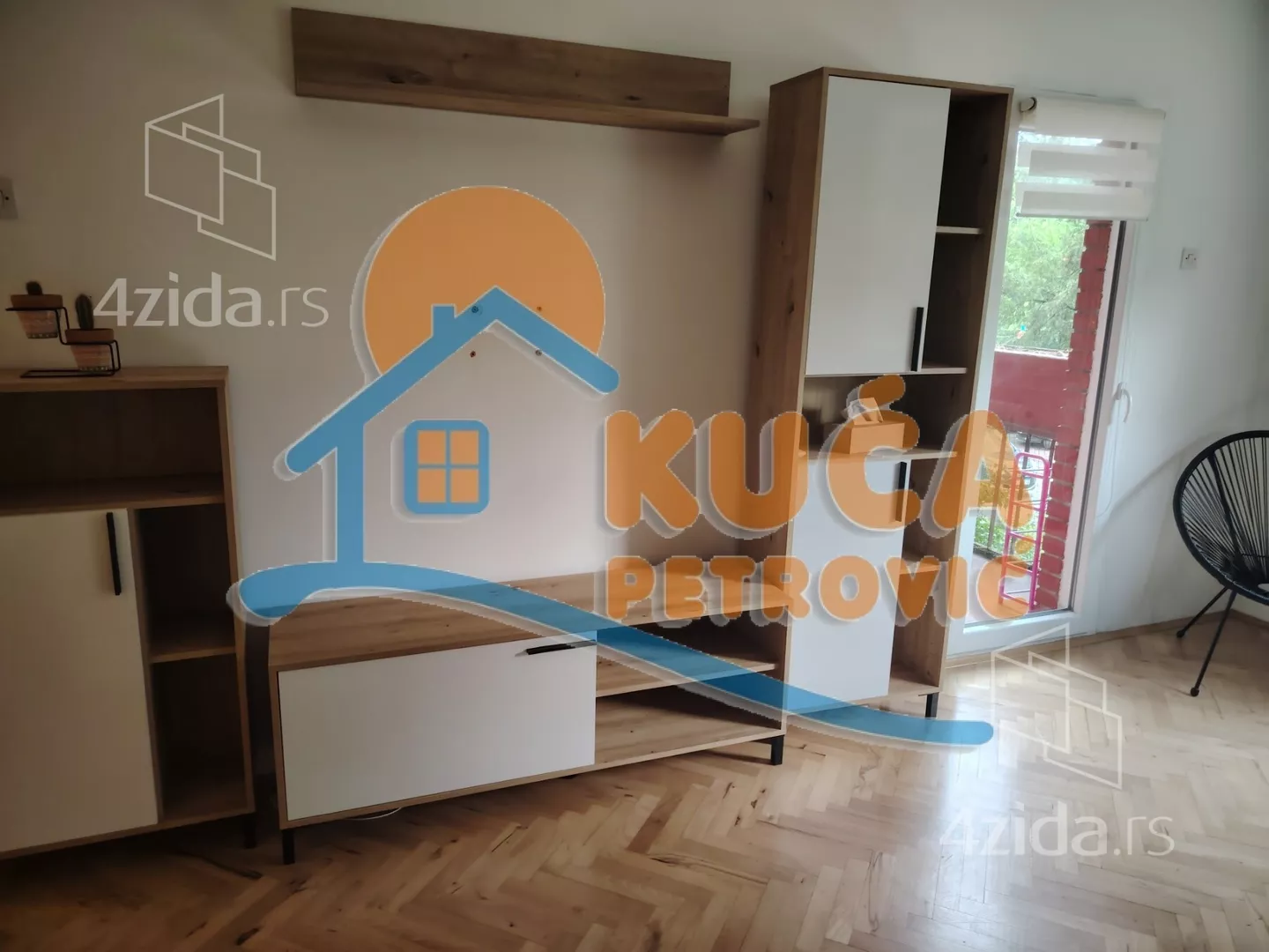 Dvoiposoban stan | 4zida