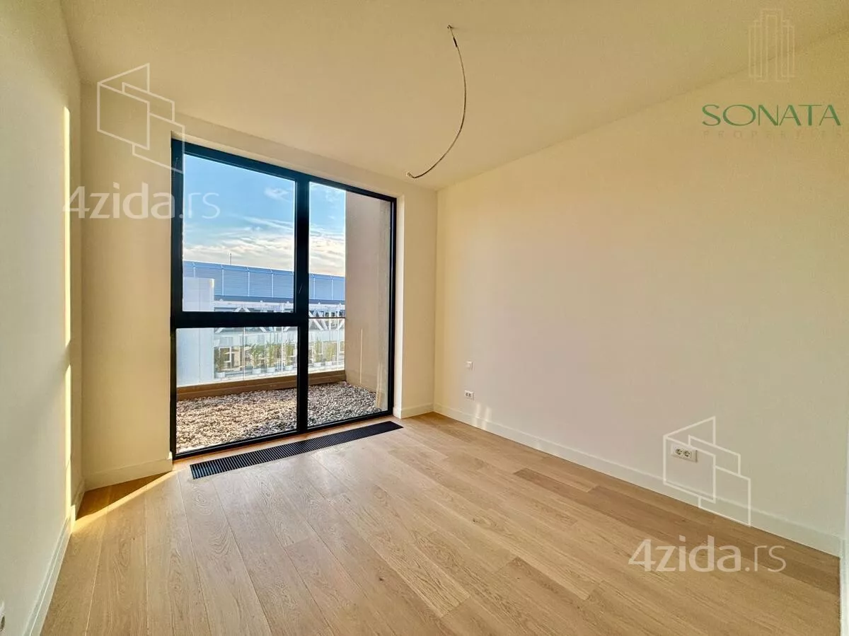 Šestosoban stan | 4zida