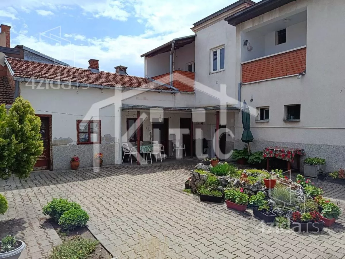 Kuća | 4zida