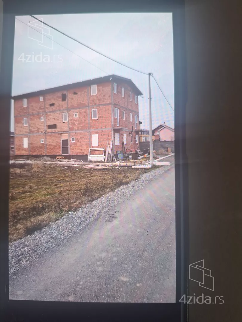 3-etažna kuća | 4zida