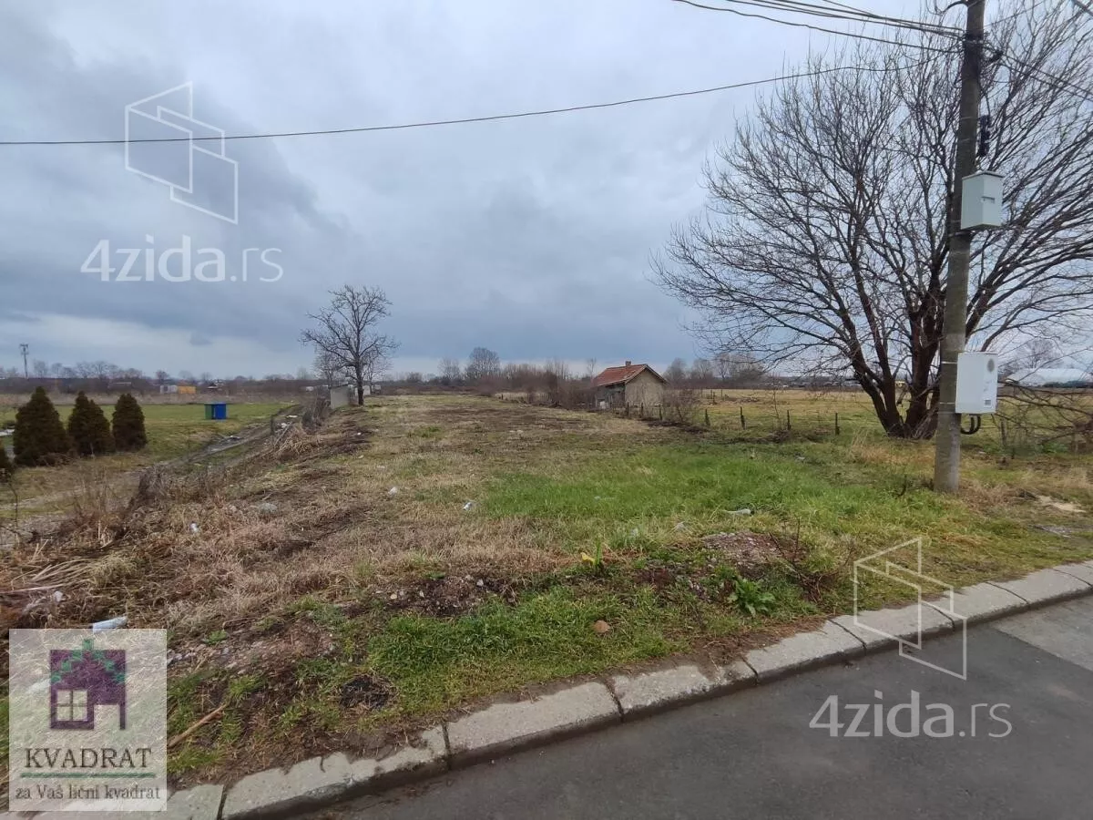 Plac | 4zida
