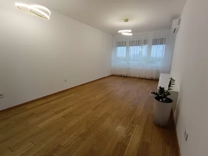 Radnička | 4zida.rs