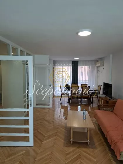 Bulevar Oslobođenja | 4zida.rs
