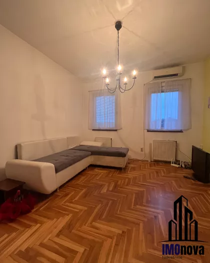 Nevenke Urbanove | 4zida.rs