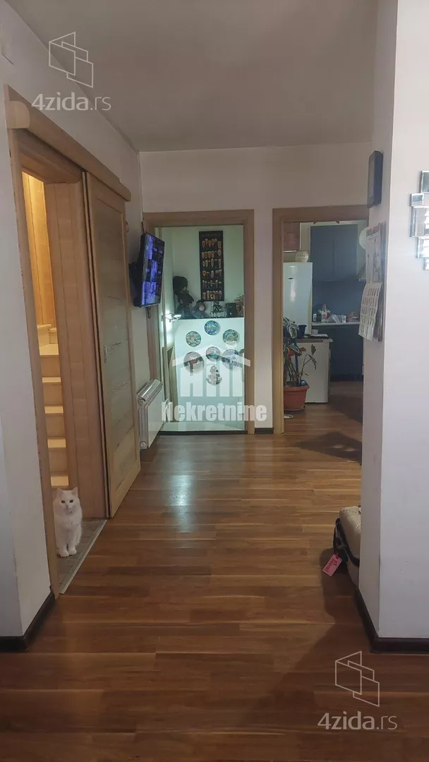 4-etažna kuća | 4zida