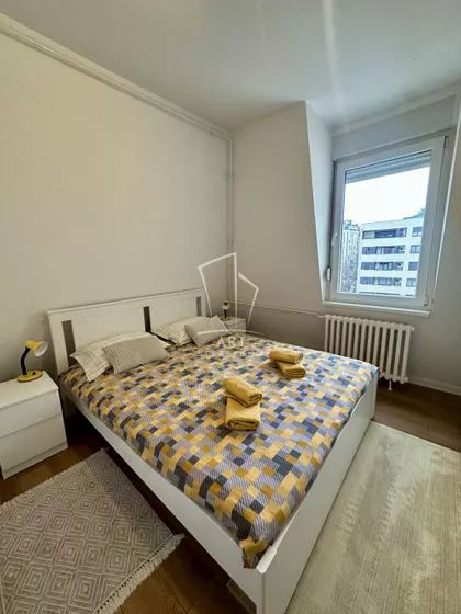 Tome Maksimovića | 4zida.rs