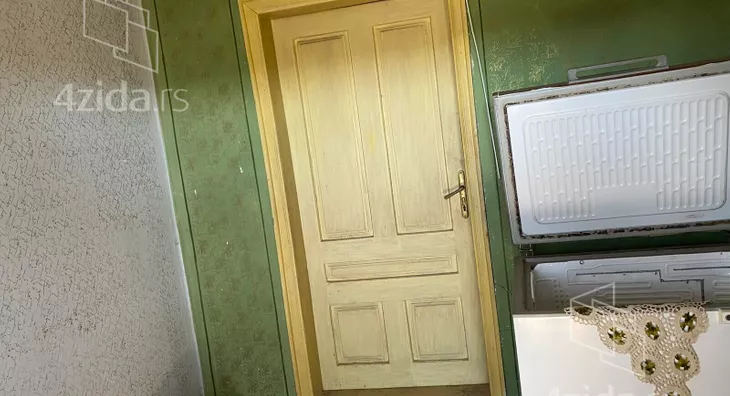 4-etažna kuća | 4zida