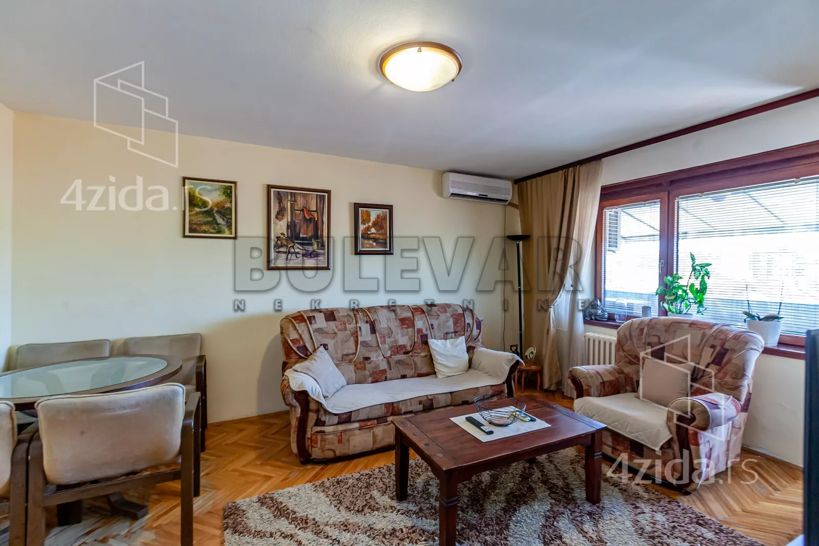 Dvoiposoban stan | 4zida