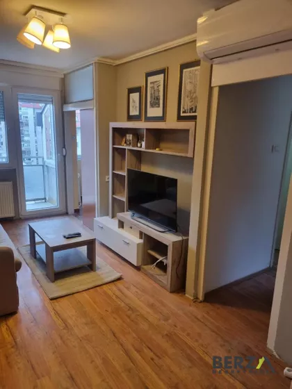 Bulevar Oslobođenja | 4zida.rs