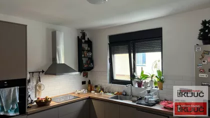 Sremska Kamenica | 4zida.rs