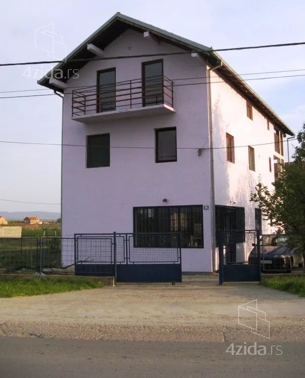 3-etažna kuća | 4zida